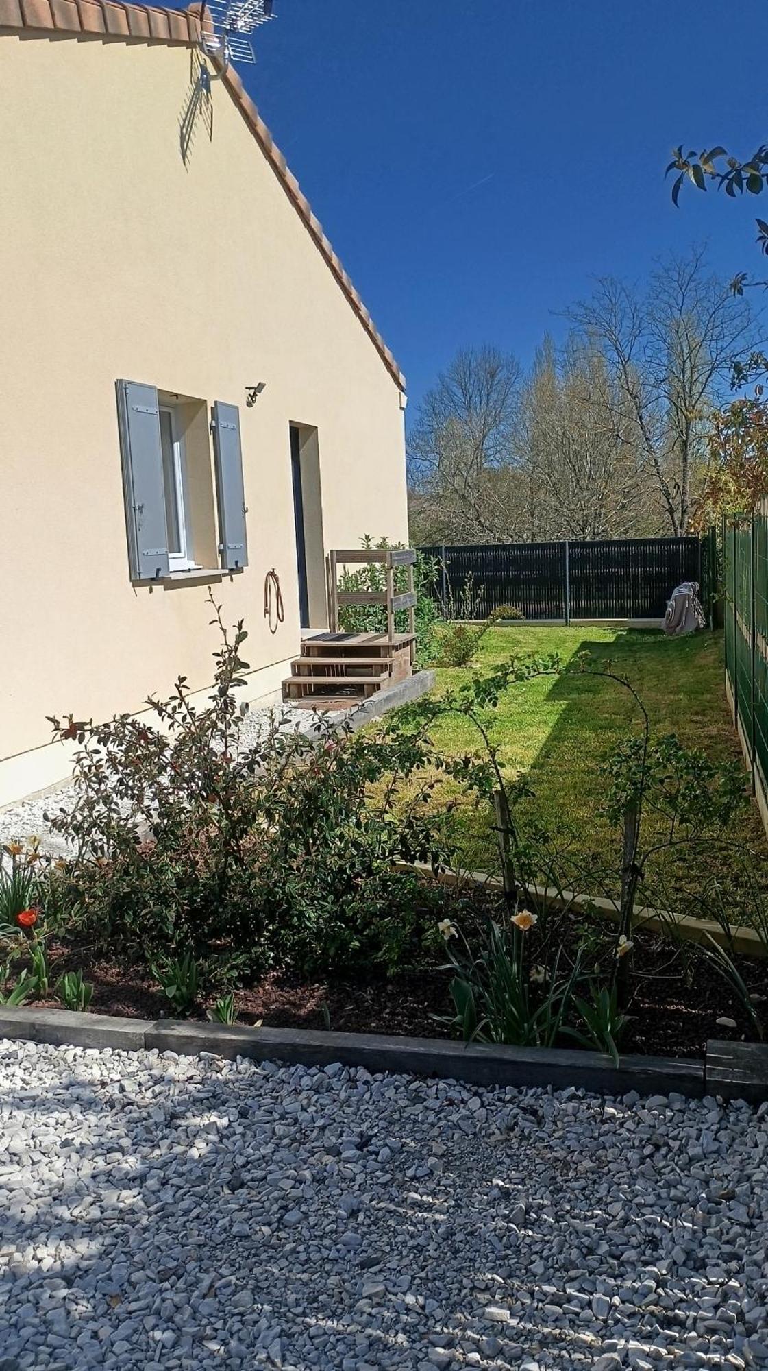 Meuble De Tourisme Classe 3 Etoiles Le Ptit Coin De Soleil - Saint Ciers D'Abzac ภายนอก รูปภาพ